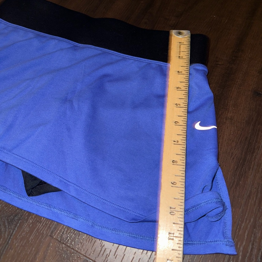 Nike Women's Blue Athletic Skirt / Skort - Picture 4 of 6